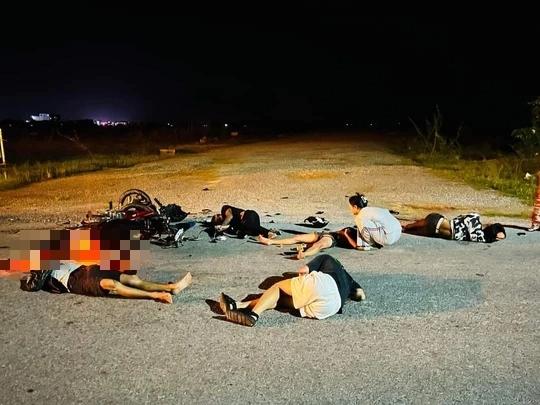 Tai nạn giao thông ở Quảng Bình, 5 người thương vong-1