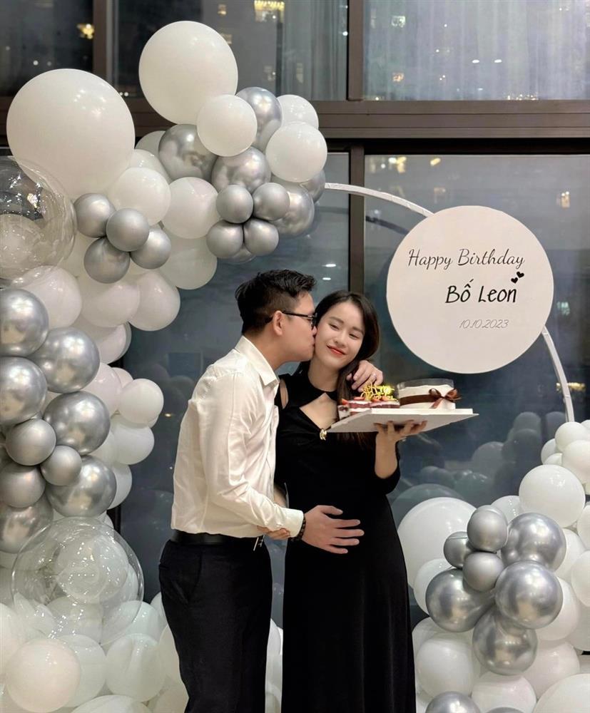 Nữ MC VTV xinh đẹp có cuộc sống sang chảnh, sắp sinh con đầu lòng-2