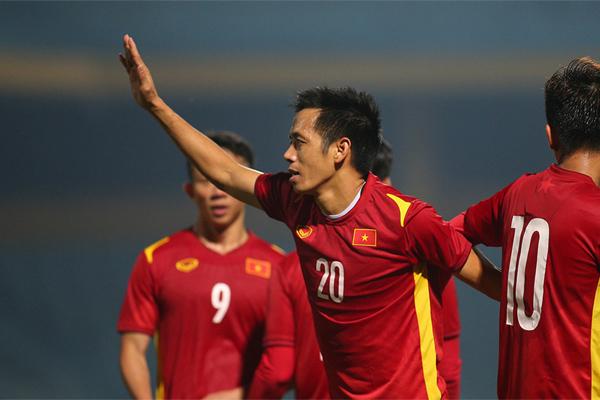 Tuyển Việt Nam vắng Quang Hải, HLV Troussier cần Văn Quyết-3