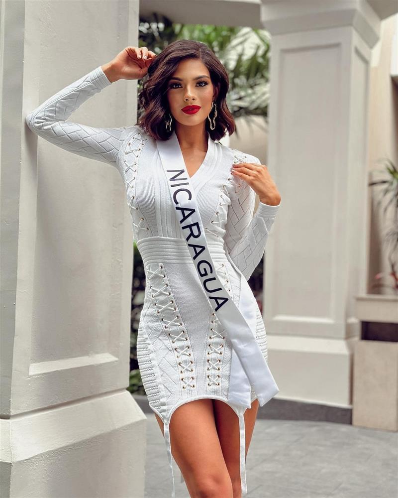 Người đẹp Canada mặc lại váy của Thùy Tiên ở Hoa hậu Hoàn vũ-13