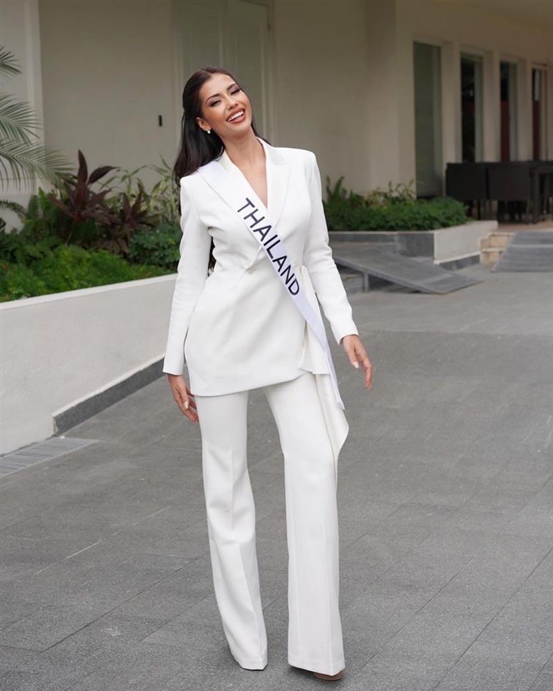 Người đẹp Canada mặc lại váy của Thùy Tiên ở Hoa hậu Hoàn vũ-4