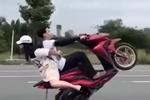 Xác minh 5 cô gái đi chung một xe máy, quay clip đăng Facebook-2