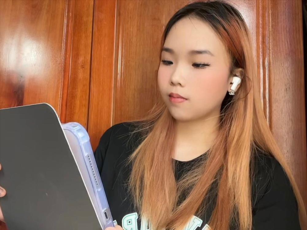 YouTuber Việt mê mẩn tai nghe không dây JBL chống ồn, pin ‘trâu’-2