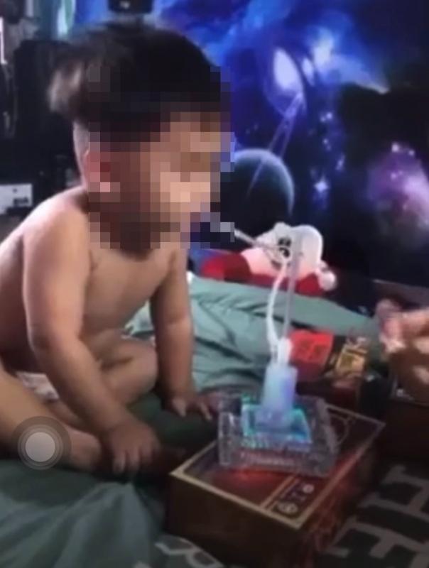 Trả hồ sơ vụ bé 3 tuổi ở TP.HCM nghi bị người tình của mẹ ép dùng ma tuý-2