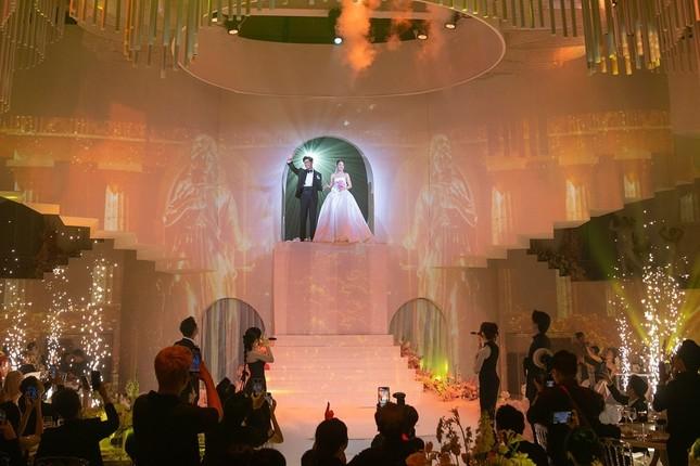 Puka trong tiệc cưới với Gin Tuấn Kiệt: Tôi run hơn ra sân khấu diễn hài-3