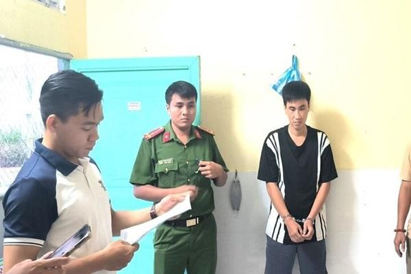 Bắt 5 đối tượng giả danh cộng tác viên tạp chí tống tiền doanh nghiệp ở Thái Nguyên-2