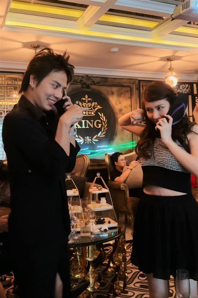 Hòa Minzy tả tơi, Duy Khánh rách quần trong đám cưới Gin Tuấn Kiệt – Puka-3