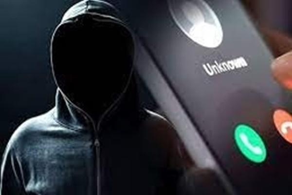 Bắt cựu cán bộ ngân hàng lừa đảo gần 25 tỷ đồng-2