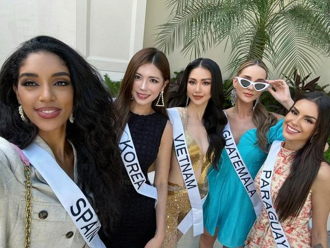 Bùi Quỳnh Hoa giải thích thế nào khi bị phàn nàn là không tích cực ở Miss Universe 2023?-1