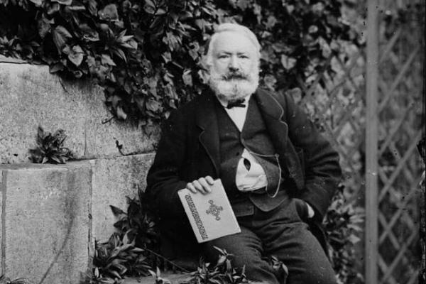 Bi kịch sân cỏ: Tuyển thủ Ghana đột tử ngay trên sân-3