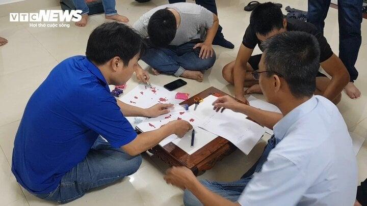 Bắt gã đàn ông mua hơn 2.300 viên ma túy cất giấu trong nhà để bán kiếm lời-2