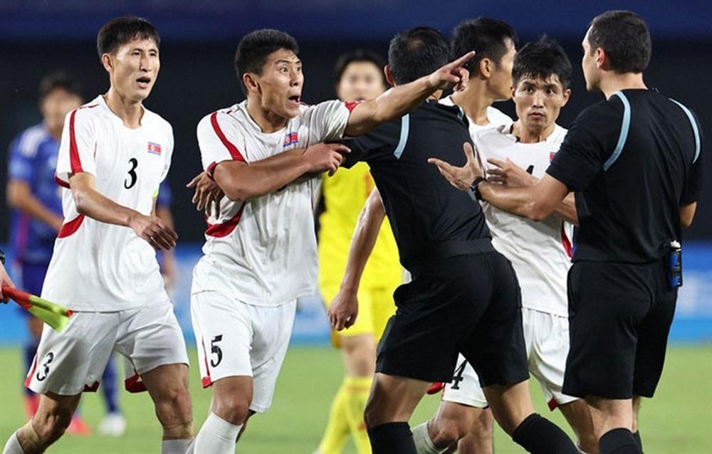 Trọng tài gây tranh cãi điều khiển trận tuyển Việt Nam gặp Philippines-2