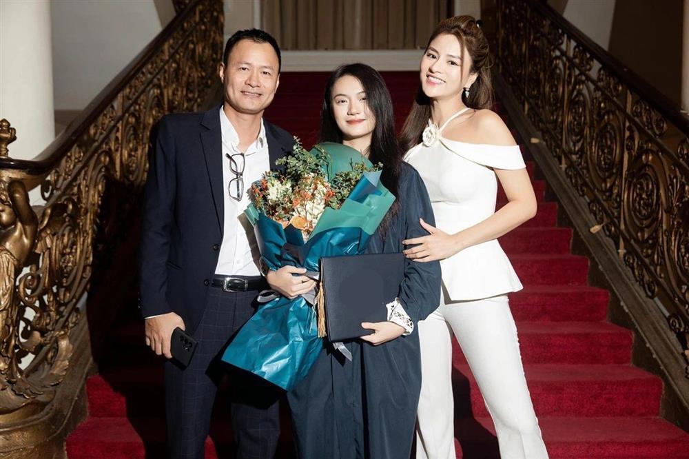 Vũ Thu Phương tiết lộ bí quyết để body thon đẹp dù có lúc ăn 6 bữa/ngày-2