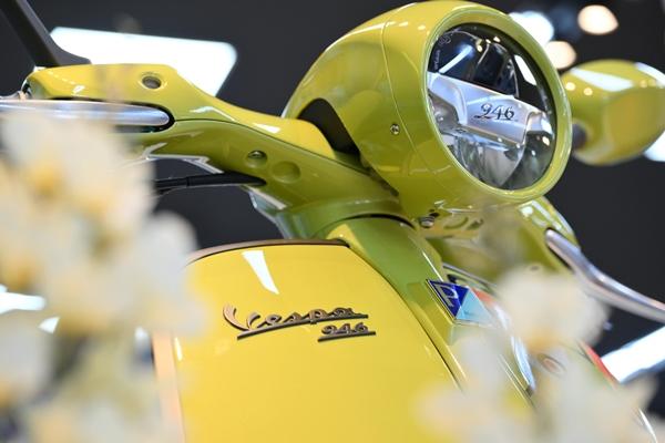Đặc quyền cho chủ nhân Vespa 946 phiên bản kỉ niệm 10 năm-5