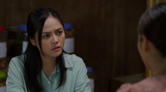 Cảnh khóc của Thu Quỳnh trong ‘Cuộc chiến không giới tuyến’ bị chê-3