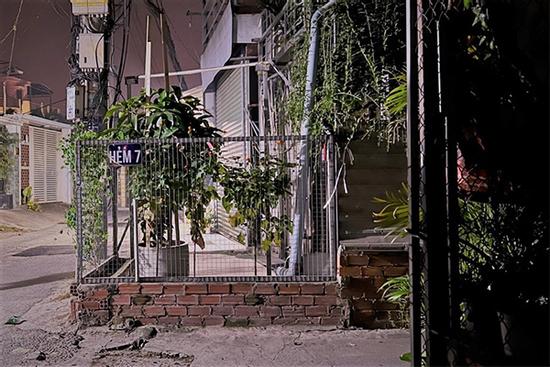 Người đàn ông đâm chết đồng hương trước cửa phòng trọ: Mâu thuẫn vì chê nhậu yếu