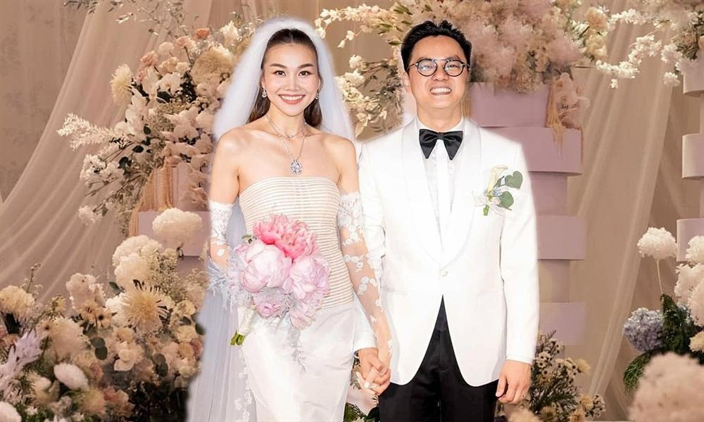 Độc đáo 4 bó hoa cưới cầm tay có giá đắt đỏ của sao Việt-2