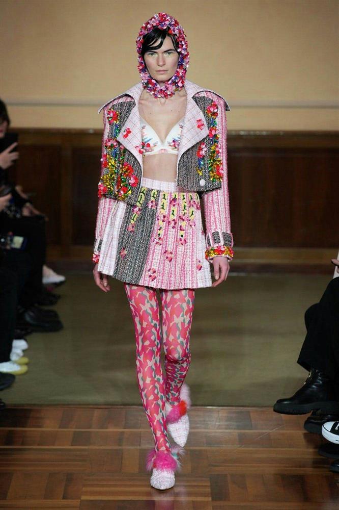 Hướng dẫn mix đồ với quần tất màu trong thời tiết lạnh-1