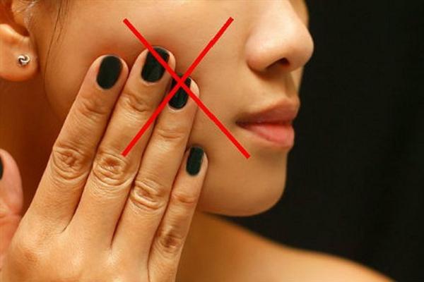 Uống cà phê có bị nổi mụn?-3