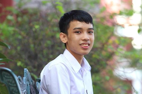 Nam sinh điển trai, học giỏi, sở hữu nụ cười tan chảy mọi ánh nhìn-11