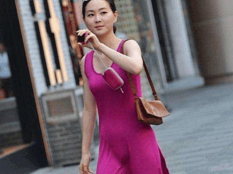 Trời se lạnh, chị em lưu ý gì để mặc đẹp không phô với váy dính thân?-12