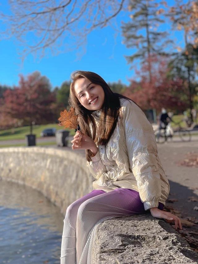 Diễm Hương hé lộ nơi ở khi định cư Canada, xót xa vì con trai nhỏ tuổi không có mẹ kề cận-2