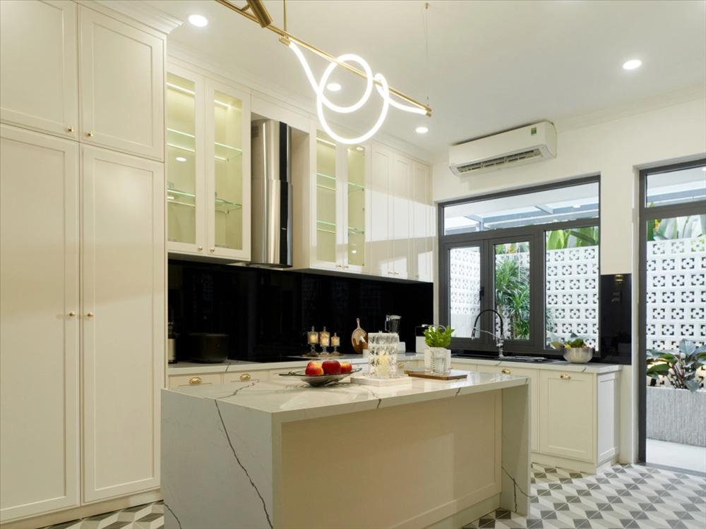 Ngắm biệt thự 600m2 của chị đẹp Diệp Lâm Anh, có cả studio livestream bán hàng TikTok-4