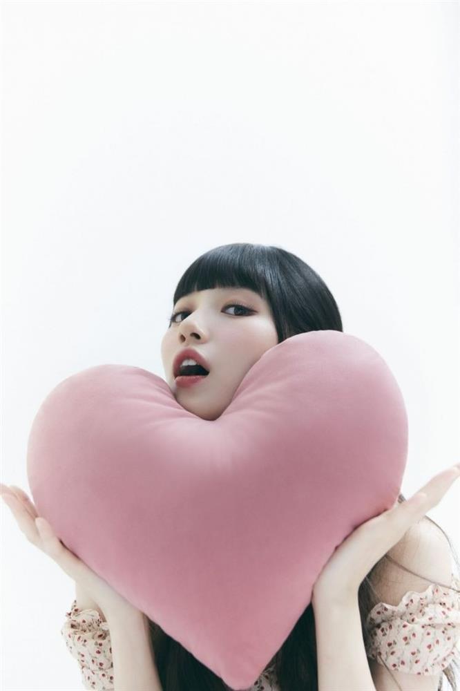 Ngoài nụ hôn nóng bỏng, vì sao Suzy gây sốt?-2