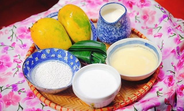 Mê mẩn với cách nấu chè xoài Singapore siêu ngon này-1