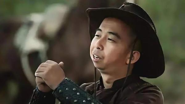 Nam diễn viên xấu nhất Trung Quốc sở hữu khối tài sản hàng trăm triệu NDT, cưới vợ đẹp kém 14 tuổi-4