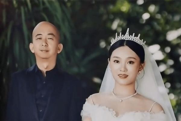 Nam diễn viên xấu nhất Trung Quốc sở hữu khối tài sản hàng trăm triệu NDT, cưới vợ đẹp kém 14 tuổi-7