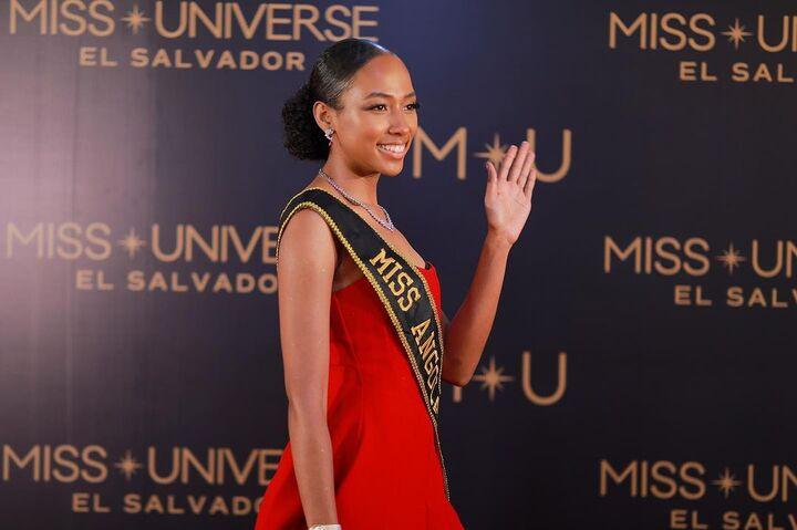 Bùi Quỳnh Hoa tự tin giao lưu bằng 3 thứ tiếng ở Miss Universe 2023-14