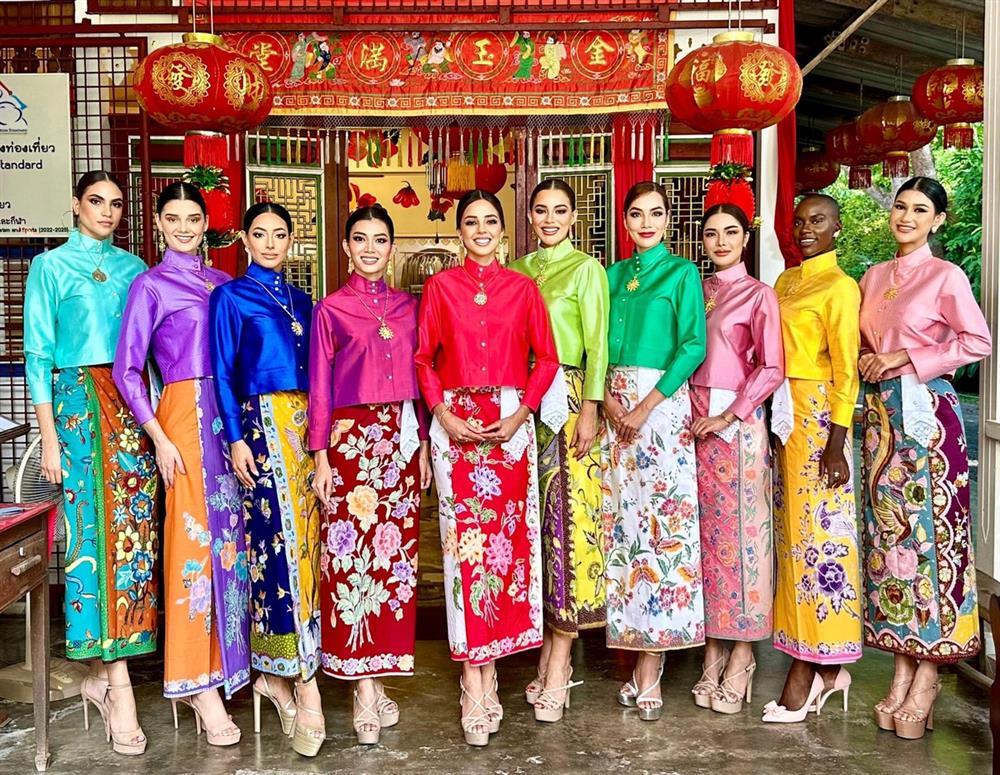 Lê Hoàng Phương và Hoa hậu Hòa bình diện bikini trên biển Thái Lan-9