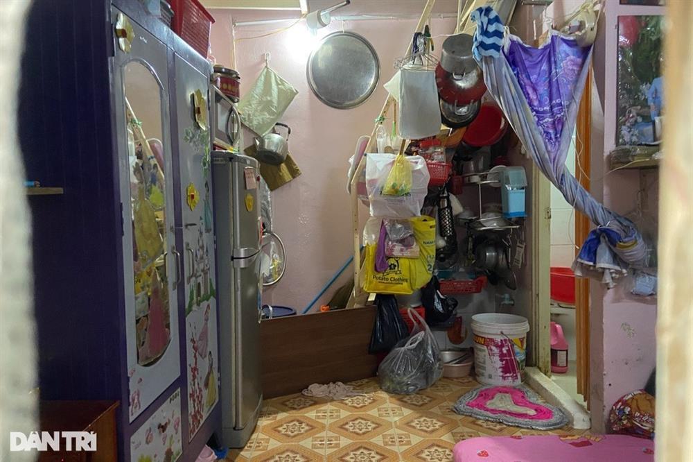 Hai vợ chồng cùng con gái tử vong trong phòng trọ ở TPHCM-1