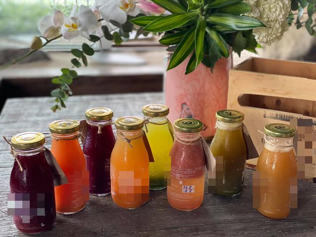 Diva Hồng Nhung ở tuổi 53: Nhan sắc tươi trẻ, vóc dáng thon thả nhờ loại nước uống này-3