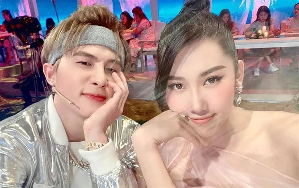 Thúy Ngân tuổi 32: Nhan sắc quyến rũ, vướng tin đồn yêu đàn em kém 6 tuổi-1