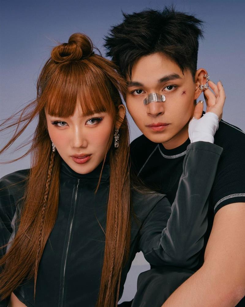 Thúy Ngân tuổi 32: Nhan sắc quyến rũ, vướng tin đồn yêu đàn em kém 6 tuổi-5