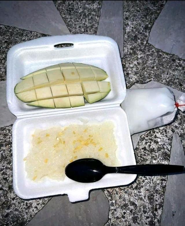 Chàng trai tức bay màu khi nhận món xôi xoài độc lạ, dân mạng được phen cười nắc nẻ-3