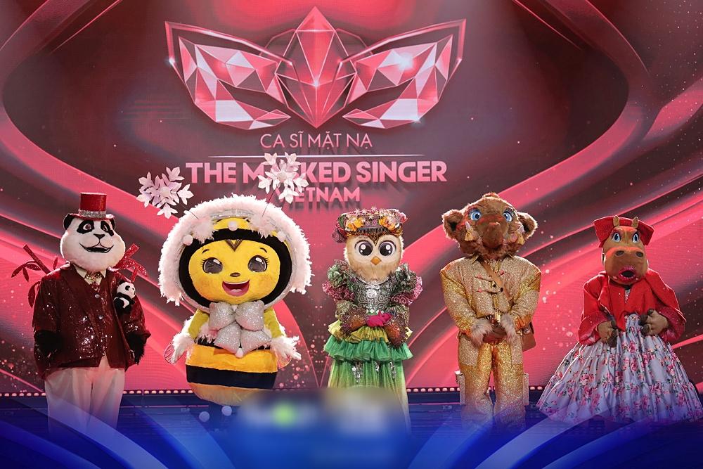 Ca Sĩ Mặt Nạ: Sau 1 thập kỷ ngủ đông, Bố Gấu lộ diện là thanh xuân của bao người-1