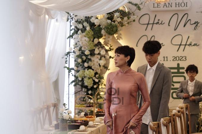 2 bà thông gia nhà Đoàn Văn Hậu và Doãn Hải My gây ấn tượng trong ngày cưới của các con-4