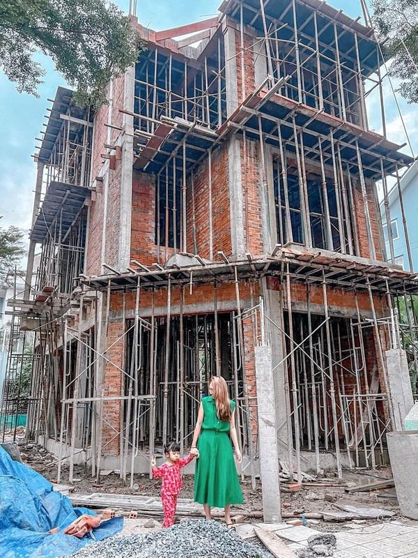 Bên trong biệt thự 2 mặt tiền bề thế của Ninh Dương Lan Ngọc, thuộc khu nhà giàu đắt đỏ ở TP.HCM-6