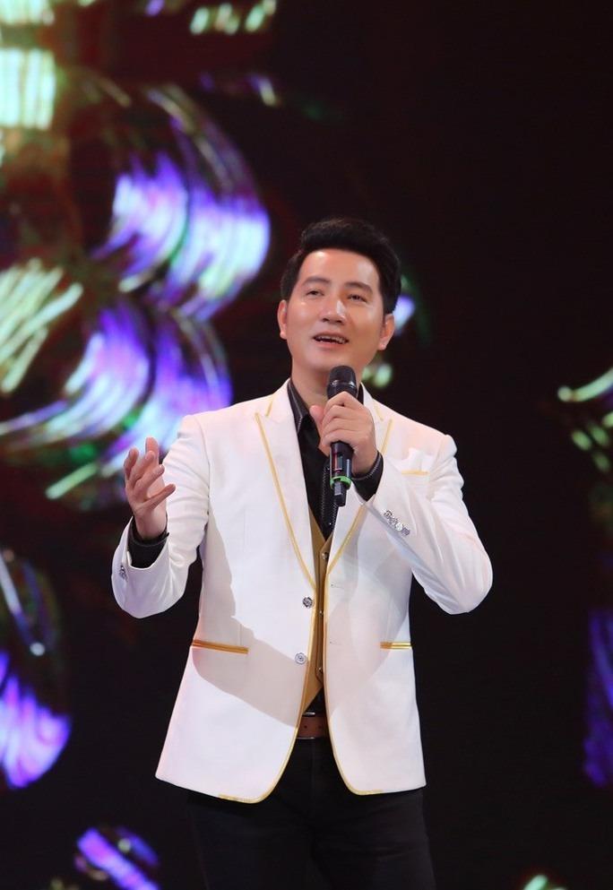 Vì sao ca sĩ Nguyễn Phi Hùng vẫn độc thân?-3