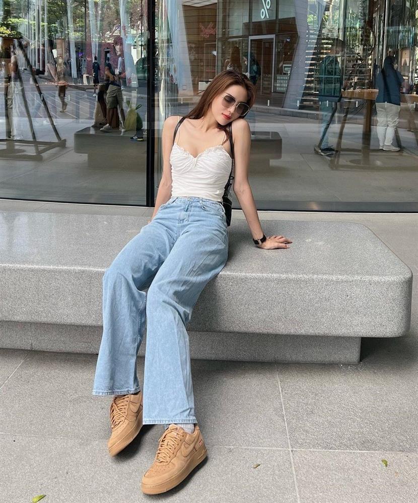 10 cách phối đồ giúp Kỳ Duyên mặc quần jeans thường xuyên nhưng không nhàm chán-7