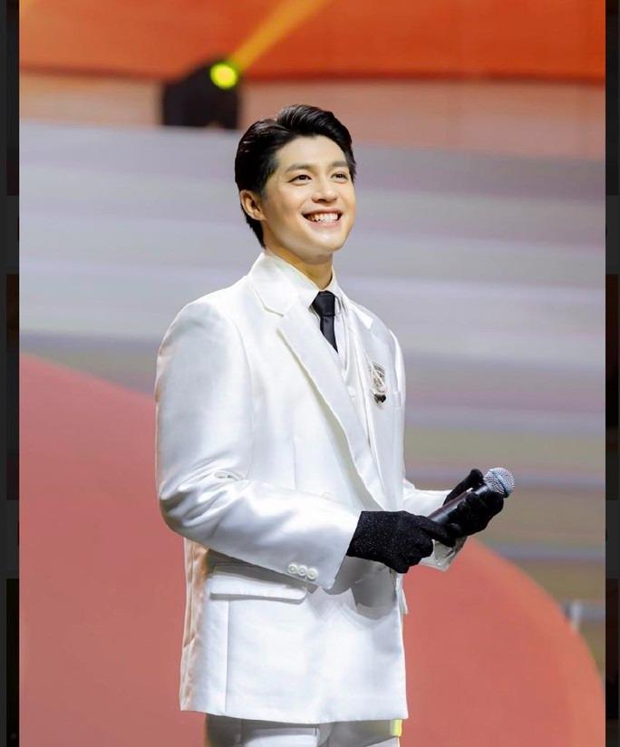 Chạy sô cùng Noo Phước Thịnh-1