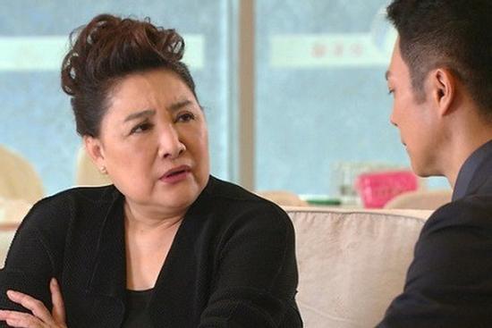 Cả nhà bất ngờ khi biết lý do anh tôi không đưa tiền cho vợ nuôi con