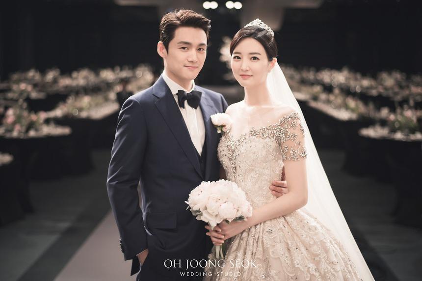 Tài tử Vì Sao Đưa Anh Tới và bà xã phát thanh viên kém 7 tuổi đau buồn vì mất đi quý tử-3