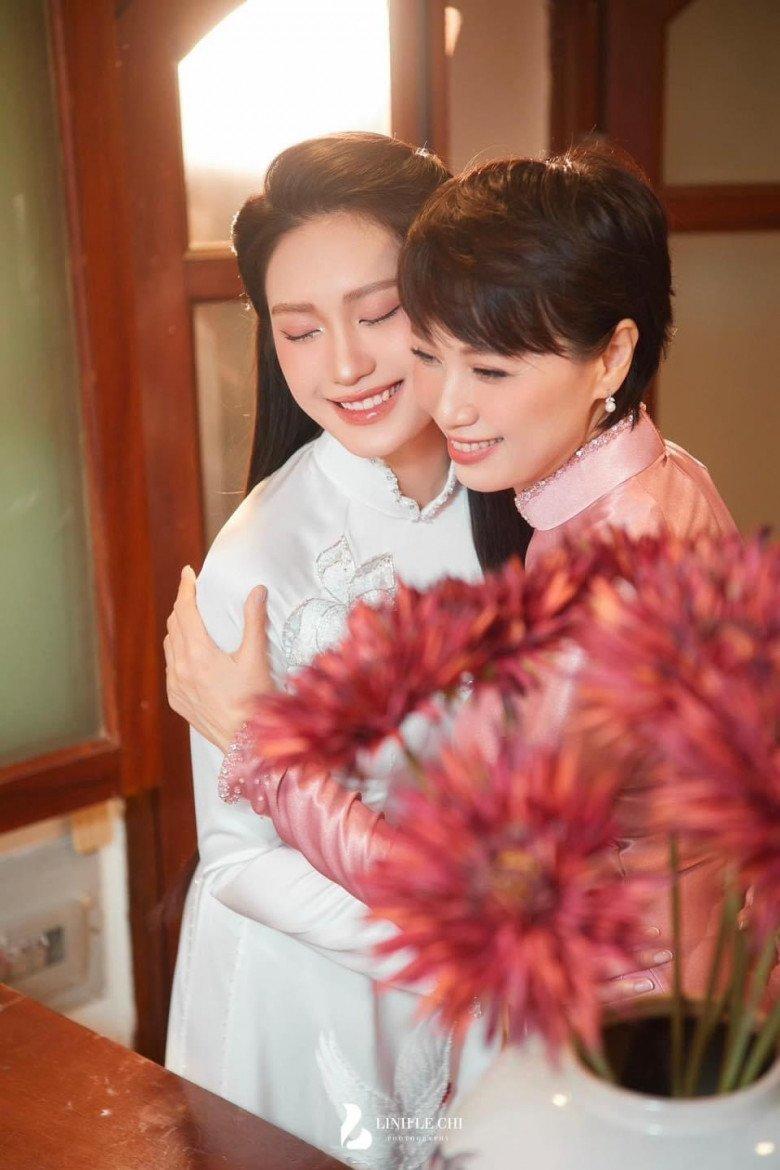 Mẹ ruột Doãn Hải My chiếm sóng vì nhan sắc trẻ trung, lấn át cả con gái, nhìn ảnh đời thường còn sốc hơn!-3