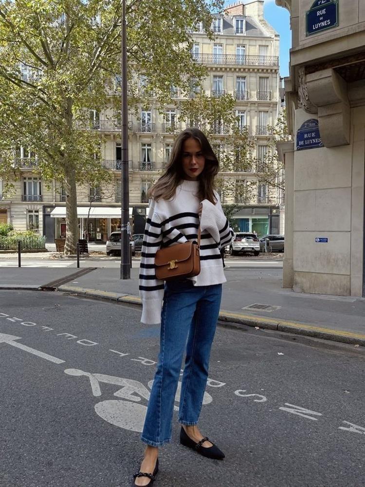 Phụ nữ Pháp bình chọn 3 kiểu quần này là cạ cứng với áo kẻ ngang-2