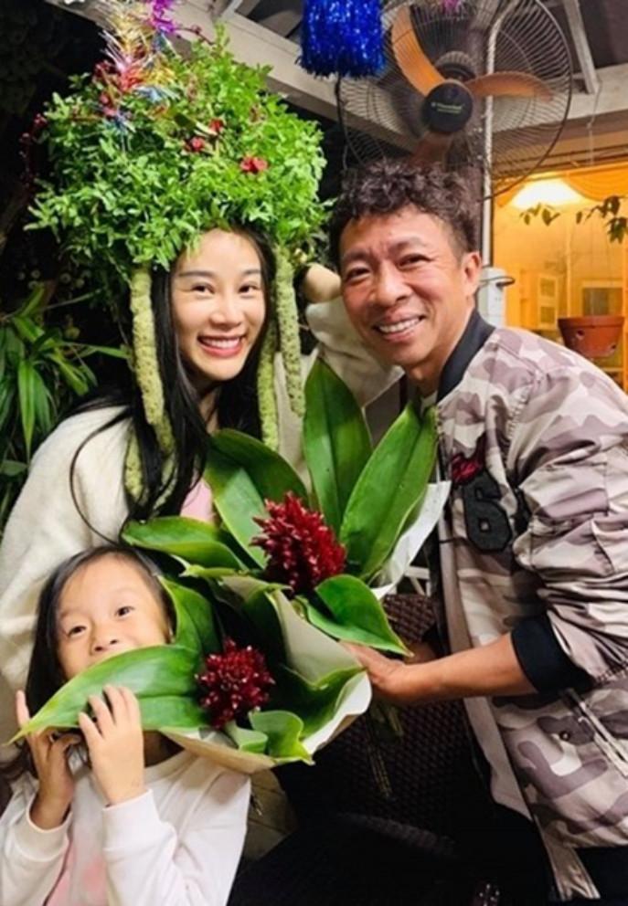 Việt Hoàn và vợ kém 18 tuổi từng hạnh phúc trước khi đường ai nấy đi-3