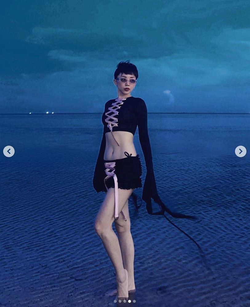 Tóc Tiên diện áo trong suốt đi ăn cưới, mặc đẹp mà nhìn ảnh muốn giận-4